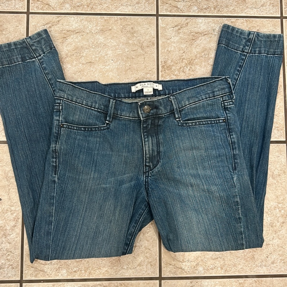 Old Navy Jeans 👖🎉 Classic Rise ☀️You’ll look awesome with Jeans! 🩷